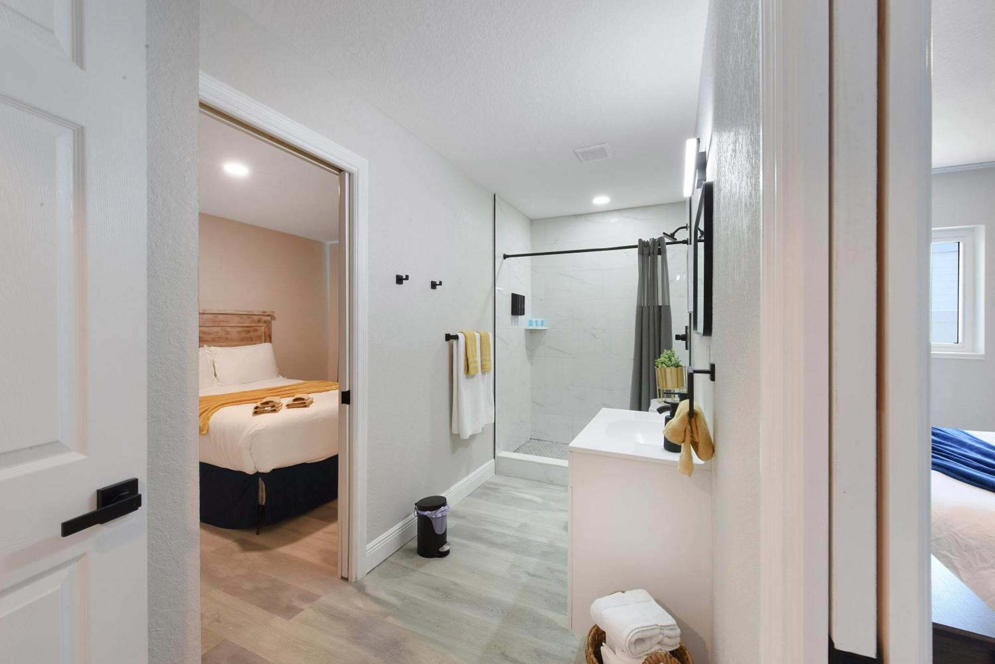 Palm Cove Motel Clearwater Bagian luar foto
