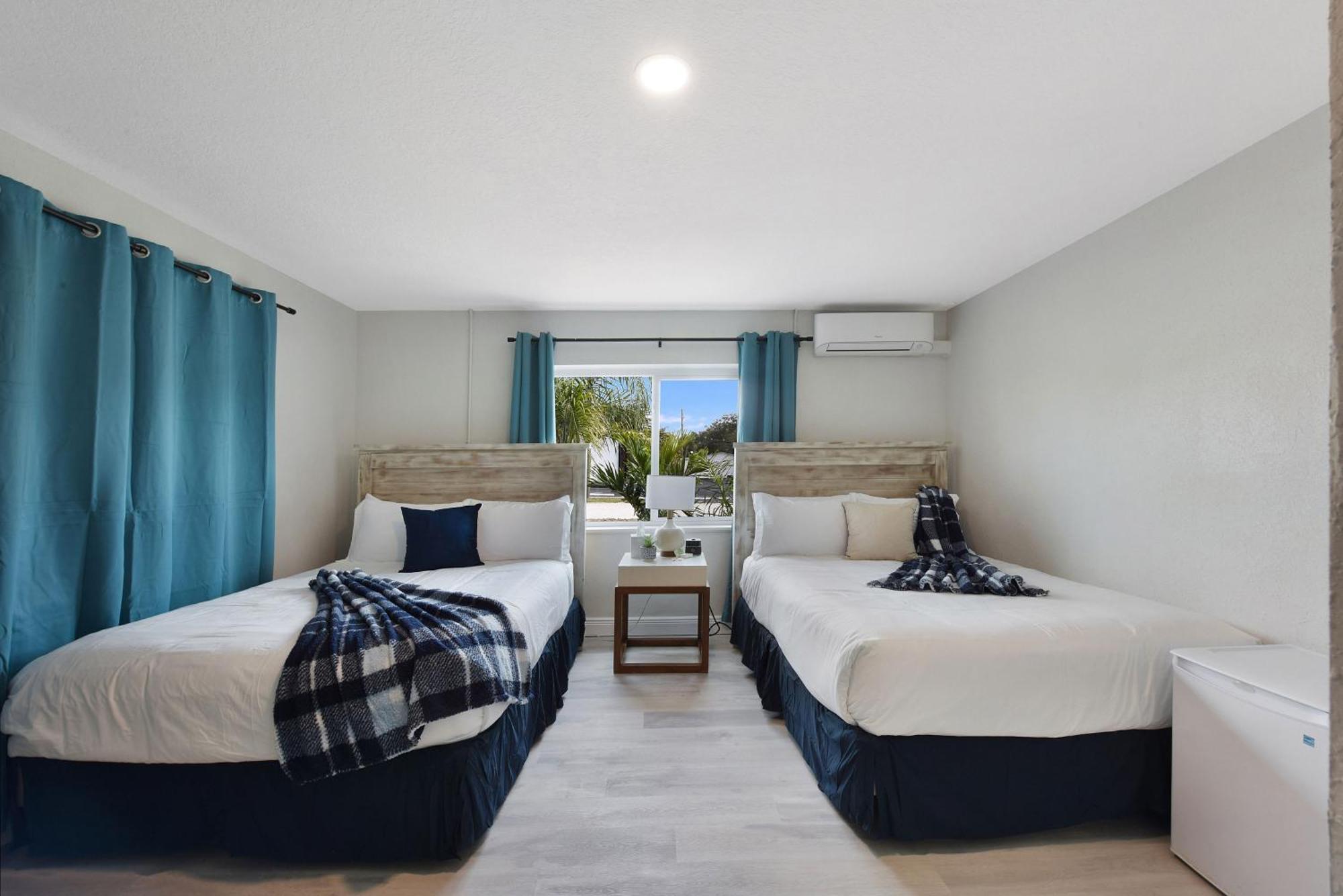Palm Cove Motel Clearwater Bagian luar foto